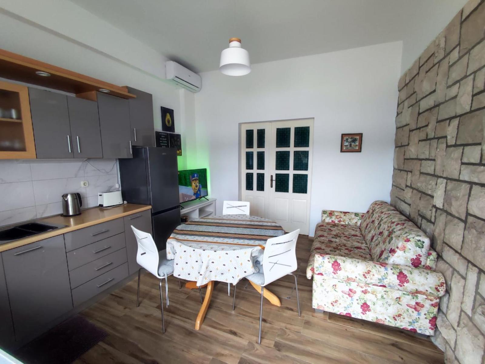 Apartment Mareta In Viganj Esterno foto